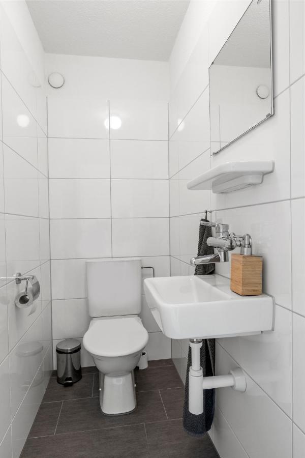 Homestay Spacious-excellent Connection-parking-washer Winterthur