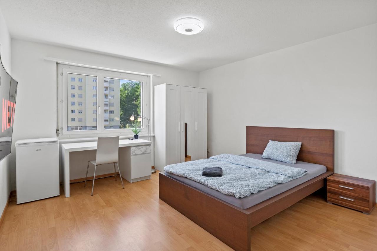 Spacious-excellent Connection-parking-washer Homestay *