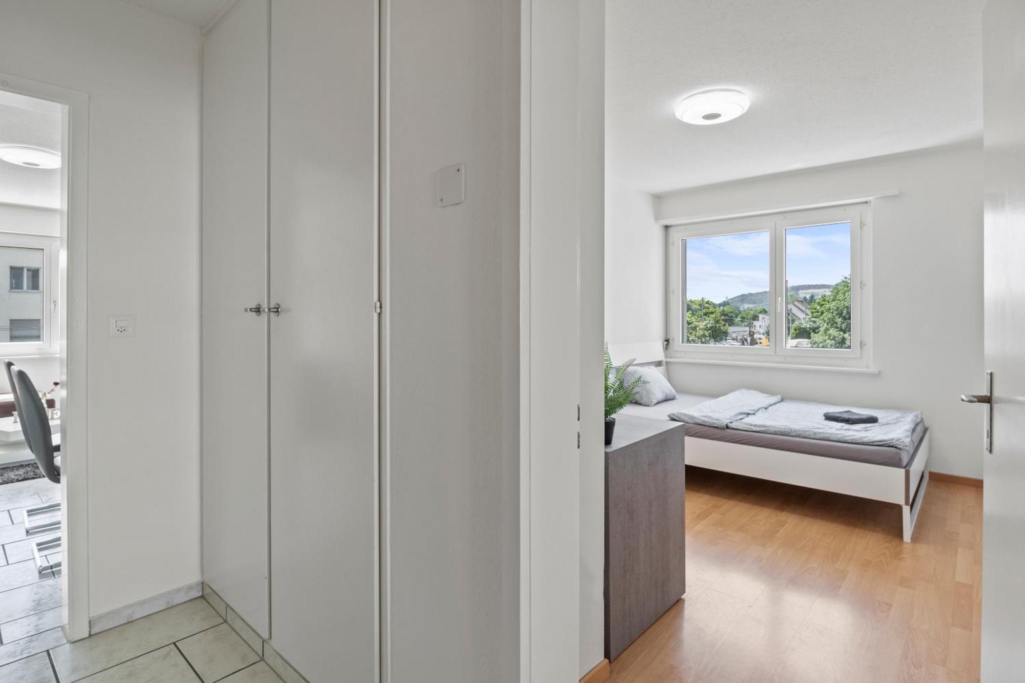 Spacious-excellent Connection-parking-washer Homestay